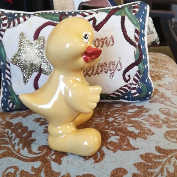 Adorable Vintage Porcelain Duck - Picture 3 of 6